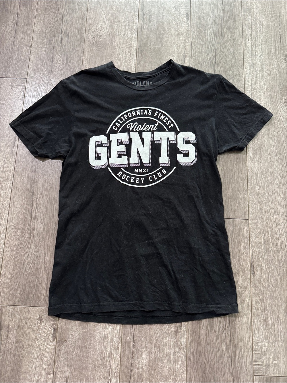 Violent gentlemen black tee M